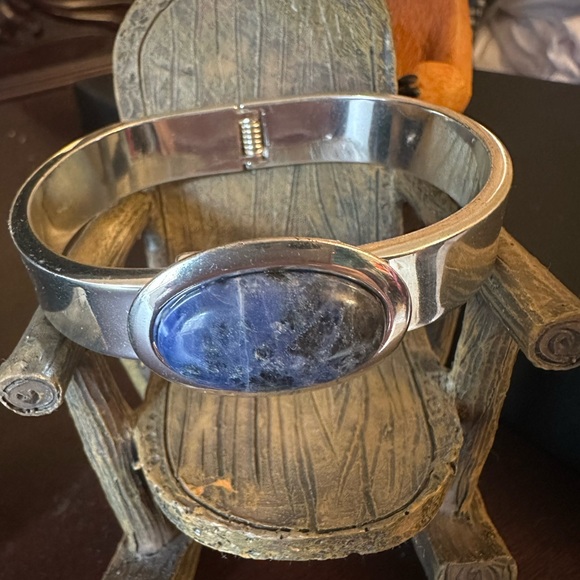 Classic Purple Stone Sliver Bangle Bracelet - Picture 4 of 7